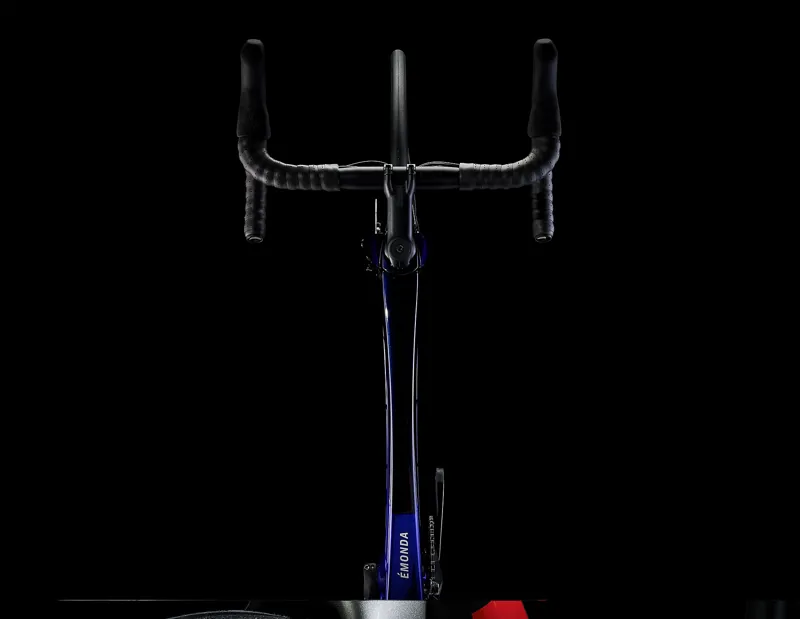 Trek Emonda SL 5 Road Bike in Hex Blue/Deep Dark Blue